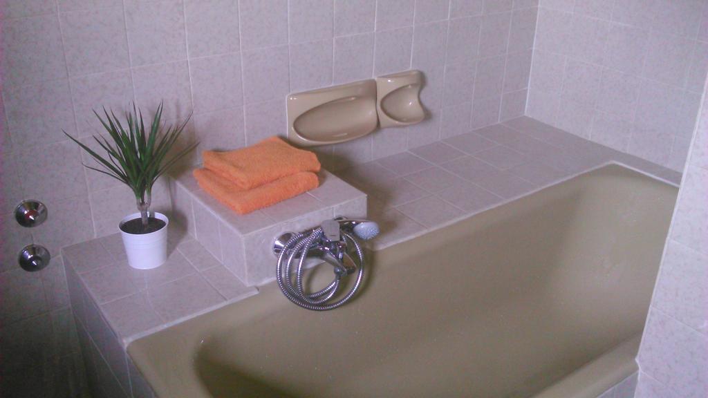 Peace & Beach House In Tihany, Sajkod Room photo